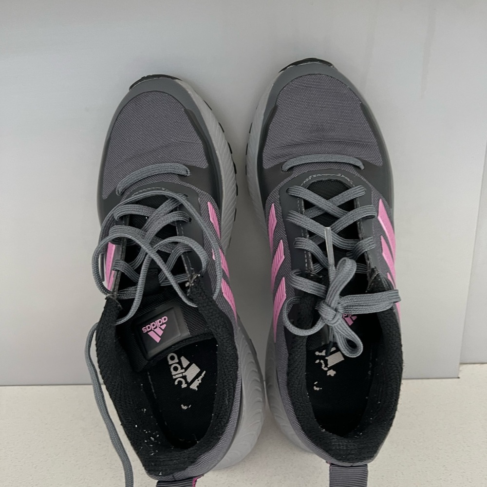 Adidas - Picture 5 of 6
